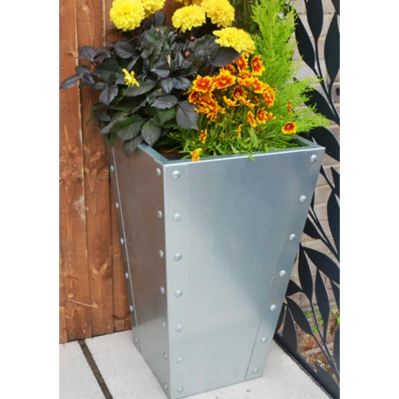 Bassingbourn Raised Bed / Galvanised Planter