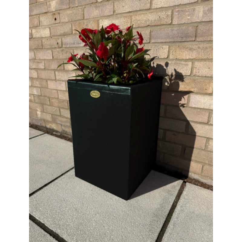 Shepreth Garden Planter - Black