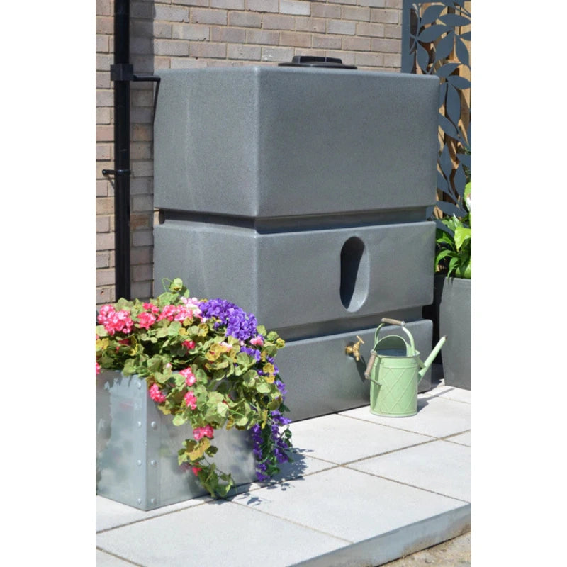 1200 Litre Water Butt in Millstone